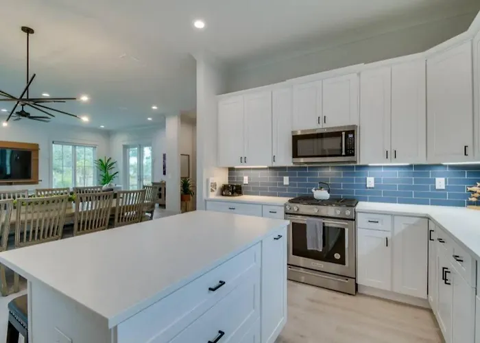 Beachy Bama: 5 Bed 5 Bath Holiday home Gulf Shores